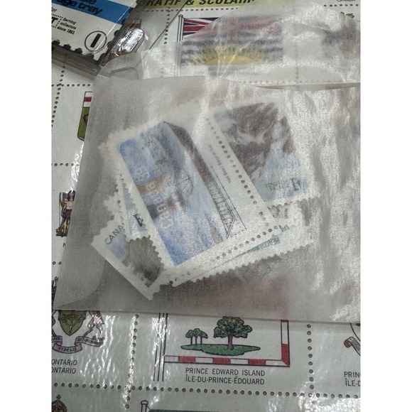 RARE Unitrade 2008 Canadian Stamp Collectors Kit.. (Hinges And Tongs Missing) - Picture 6 of 11